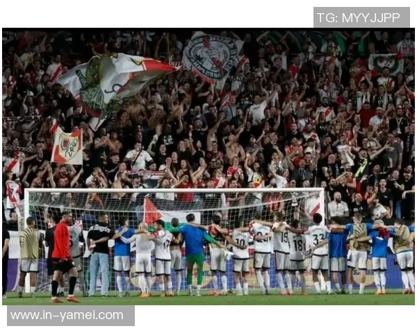 西甲第16轮比赛回顾：皇社领跑巴萨第5皇马第6争夺激烈