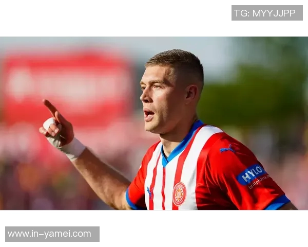 罗马前锋多夫比克左大腿肌肉拉伤预计缺阵两周以上