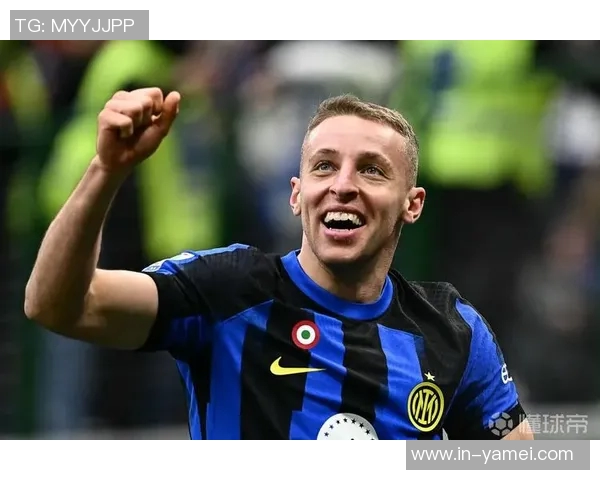 记者：加拉塔萨雷准备3500万欧租借强制买断报价弗拉泰西