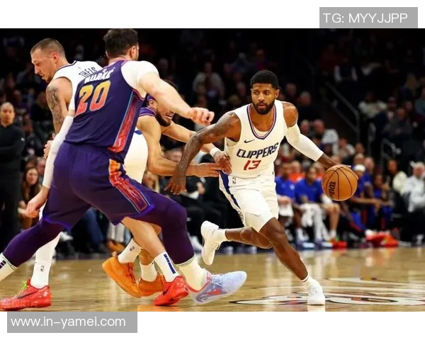 乔治复出表现平平上半场仅得7分3板状态待调整